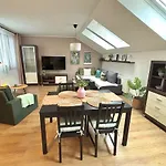 Cozy For Couples, Friends & Families Апартаменти *