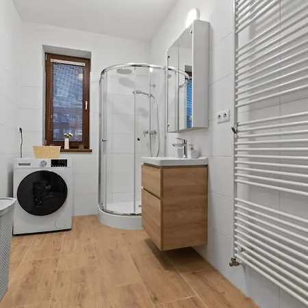 Cozy For Couples, Friends & Families *