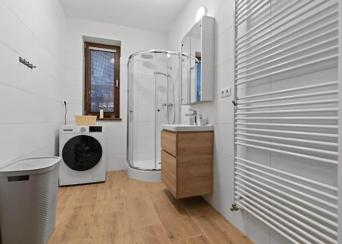 Cozy For Couples, Friends & Families *